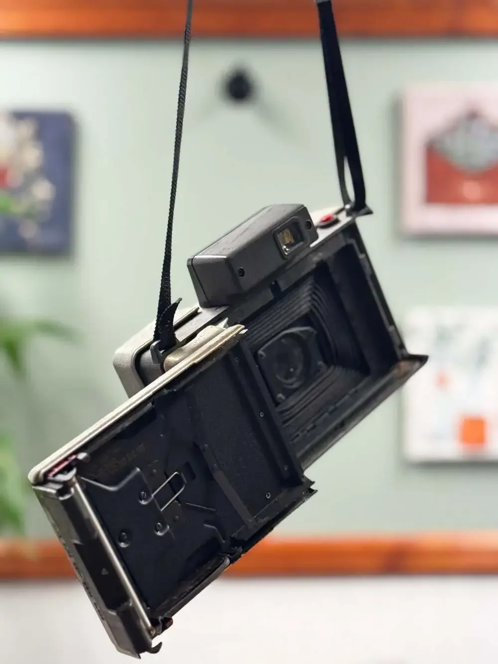 Vintage Polaroid Land Camera Automatic 210 Folding Instant Camera